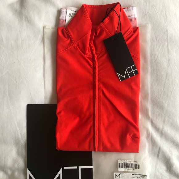 Machines For Freedom: All Weather Vest in Hibiscus - Picture 4 of 10